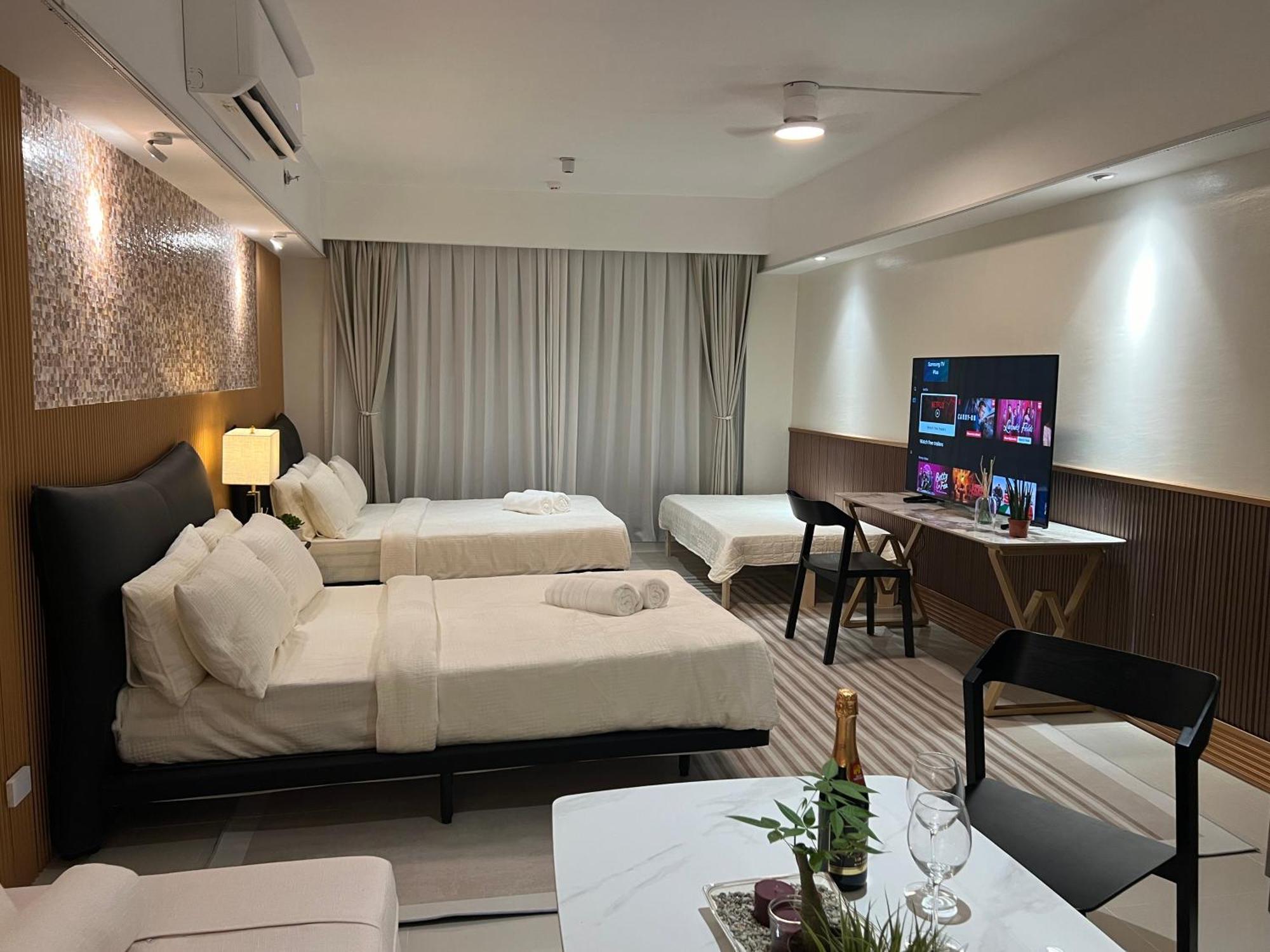 Luxurious European Style Penthouse Modern Apart Ment Cross City Of Dreams Okada Solaire Moa Airport Manila Exterior foto