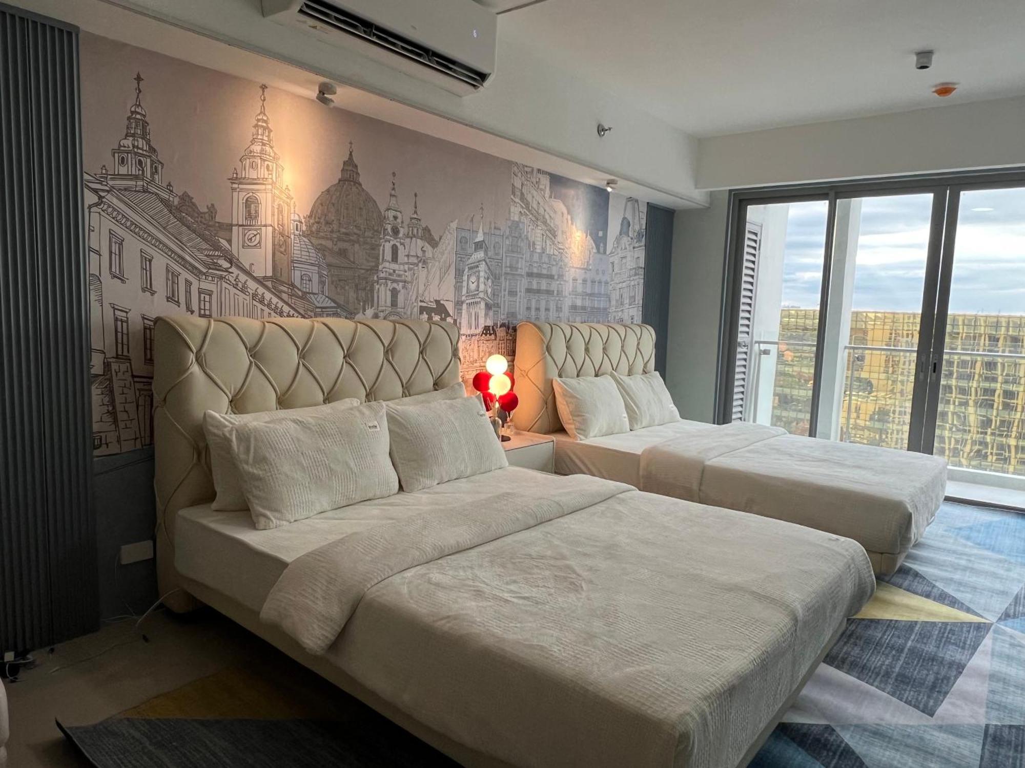 Luxurious European Style Penthouse Modern Apart Ment Cross City Of Dreams Okada Solaire Moa Airport Manila Exterior foto