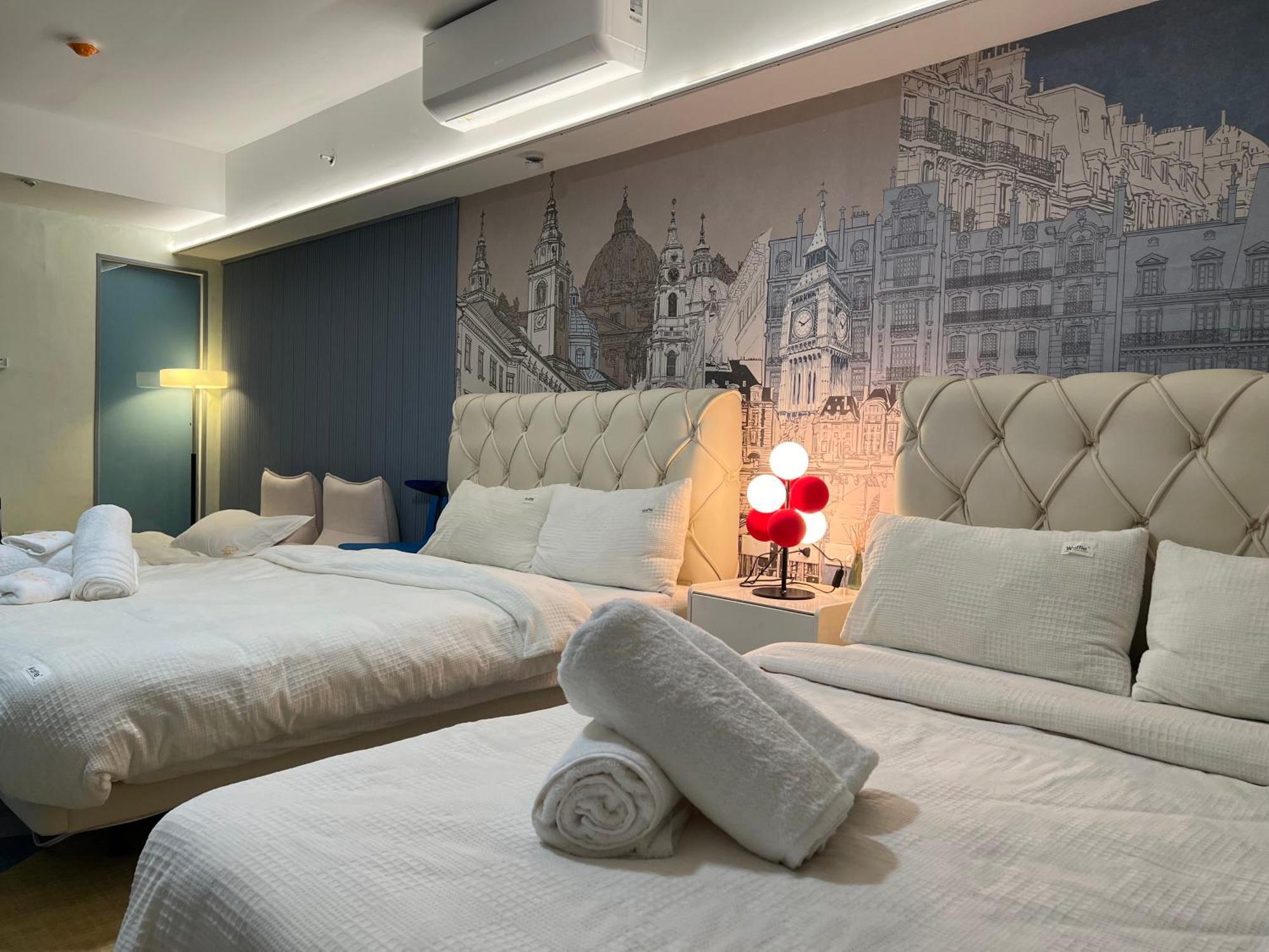 Luxurious European Style Penthouse Modern Apart Ment Cross City Of Dreams Okada Solaire Moa Airport Manila Exterior foto